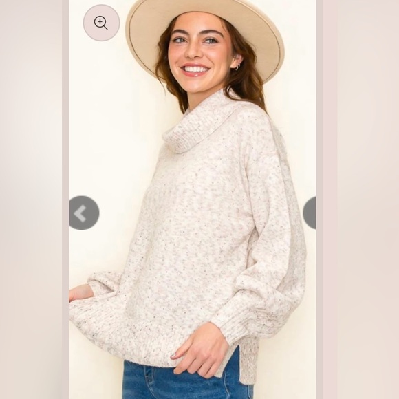 Staccato Sweaters - Staccato Oatmeal Confetti Turtle Neck Sweater‎ - NWT